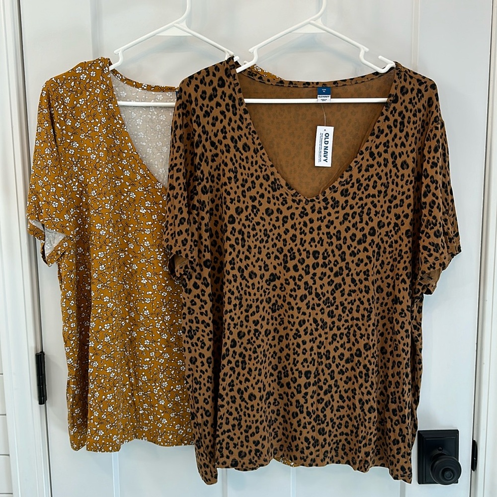 Women’s Old Navy Luxe T-shirts, Size XL. NWT.